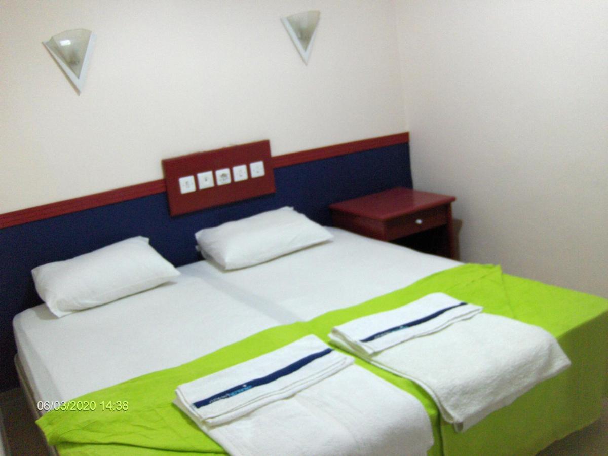 Odessa Otel เอาซัลลาร์ ภายนอก รูปภาพ