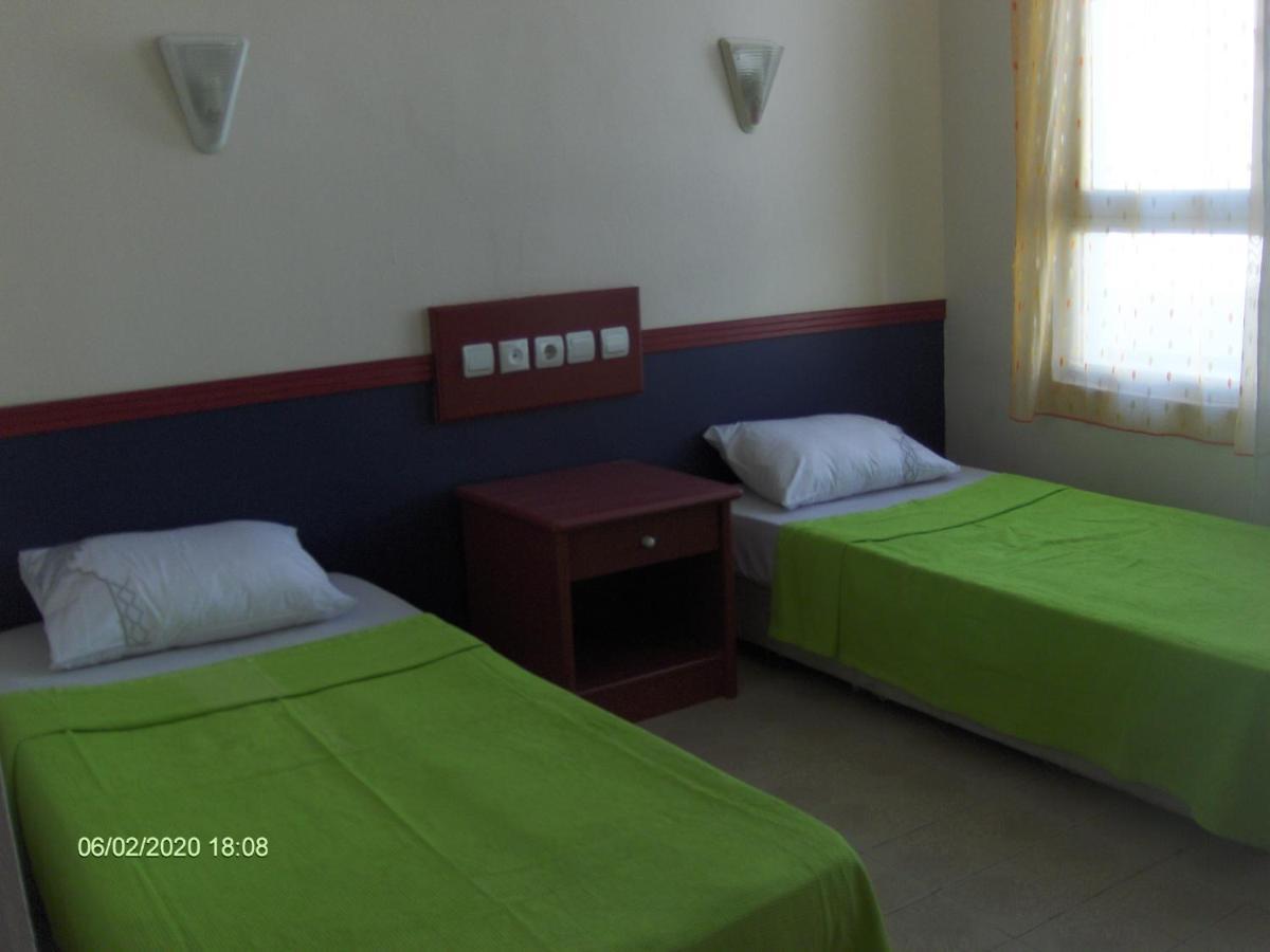 Odessa Otel เอาซัลลาร์ ภายนอก รูปภาพ